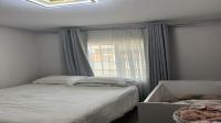 Bed Room 2 - 11 square meters of property in Sagewood