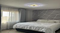 Bed Room 1 - 11 square meters of property in Sagewood