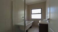 Bathroom 1 - 8 square meters of property in Fourways