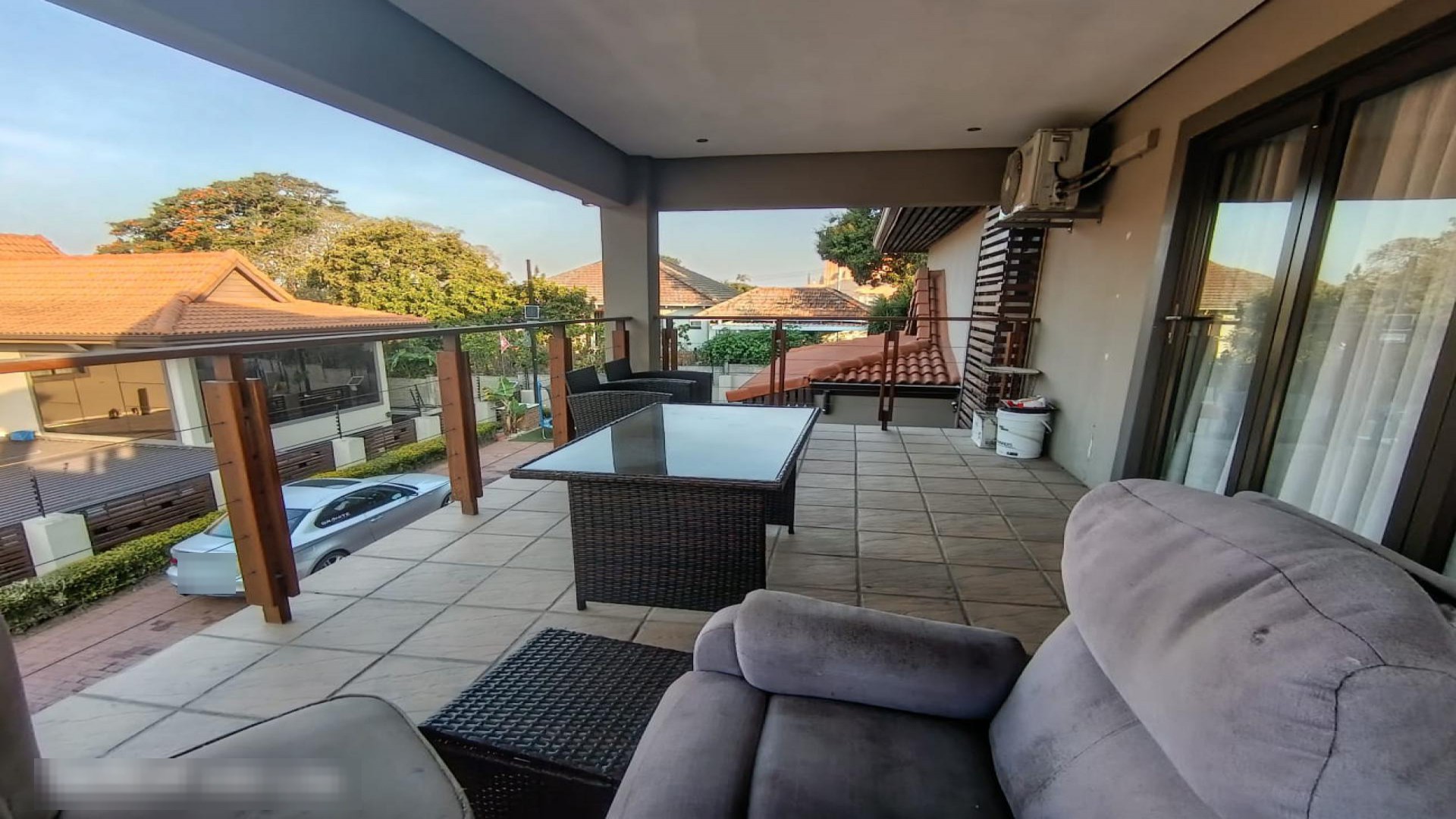 Balcony of property in Escombe 