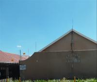Front View of property in Norkem park