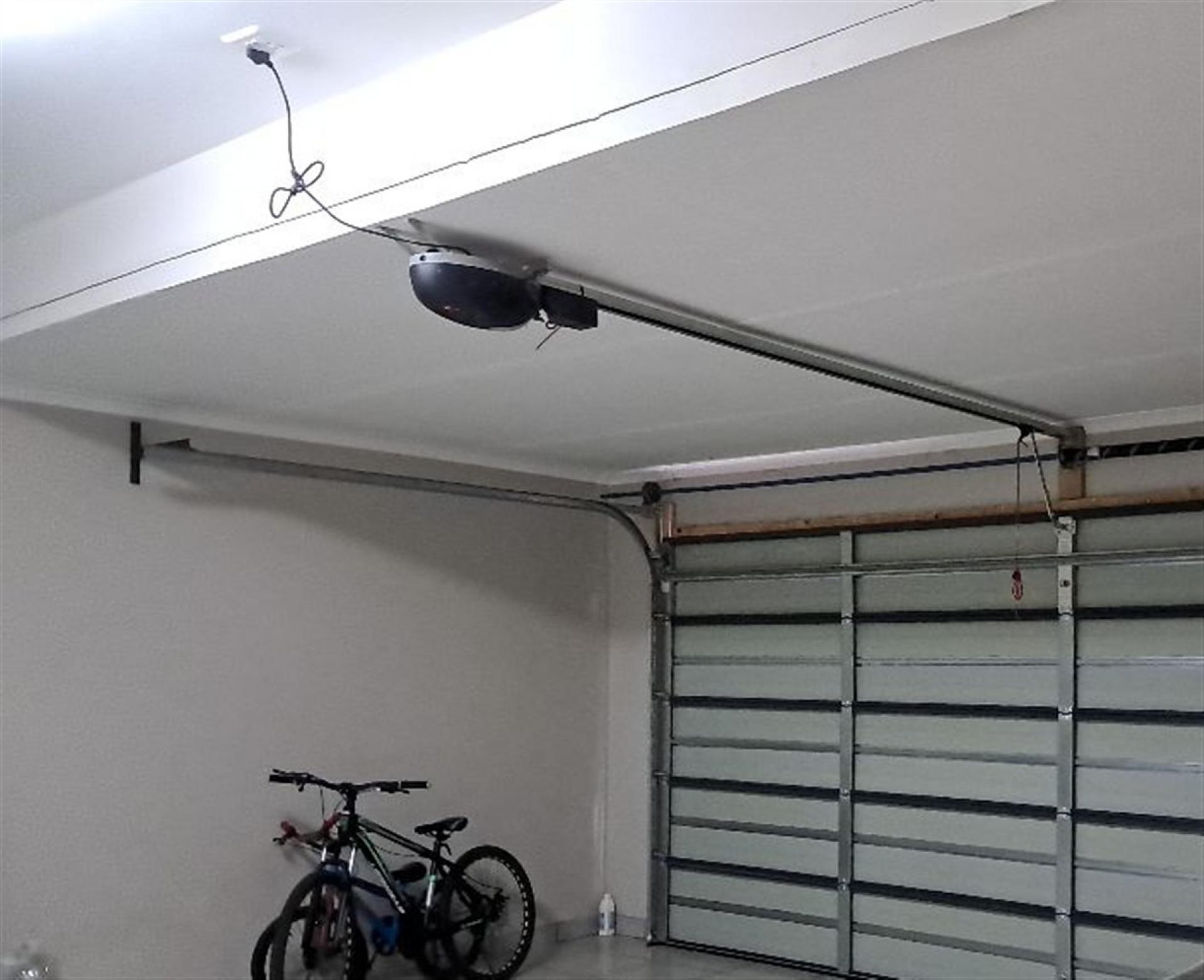 Garage of property in Equestria