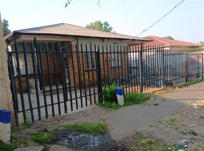 Standard Bank SIE Sale In Execution House for Sale in Bezuidenhout Valley - MR591992