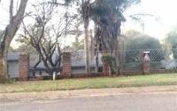 Front View of property in Kloofendal