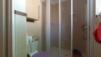 Bathroom 1 - 4 square meters of property in Lone Hill