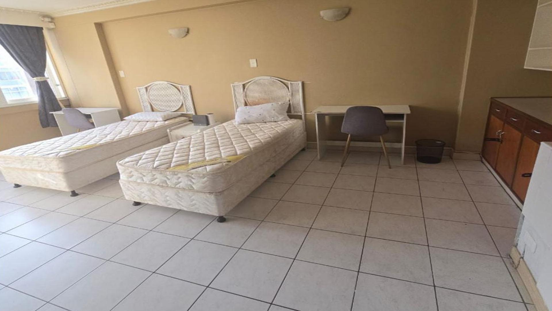 Lounges of property in Humewood 