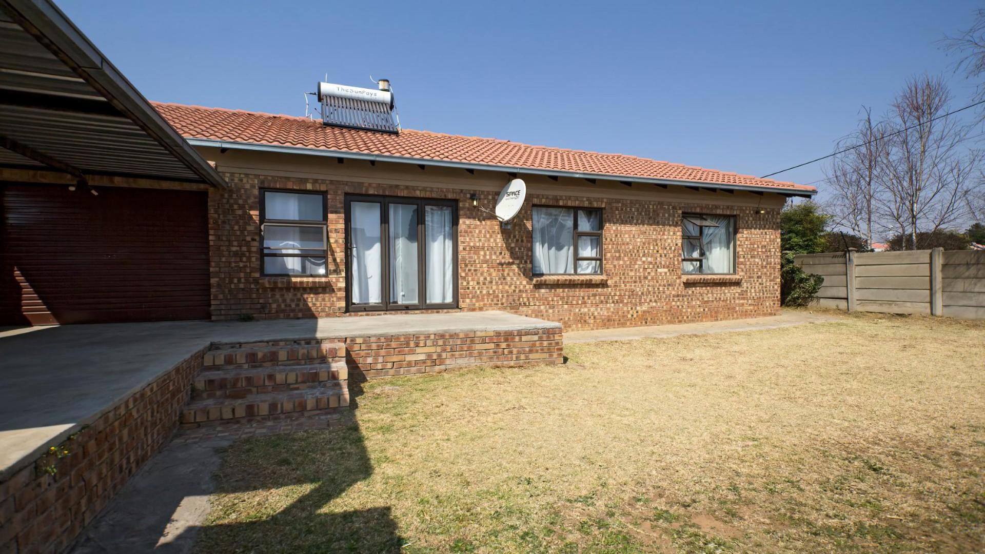Backyard of property in Ermelo