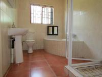 Main Bathroom of property in Northam