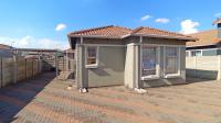 2 Bedroom 1 Bathroom House for Sale for sale in Andeon