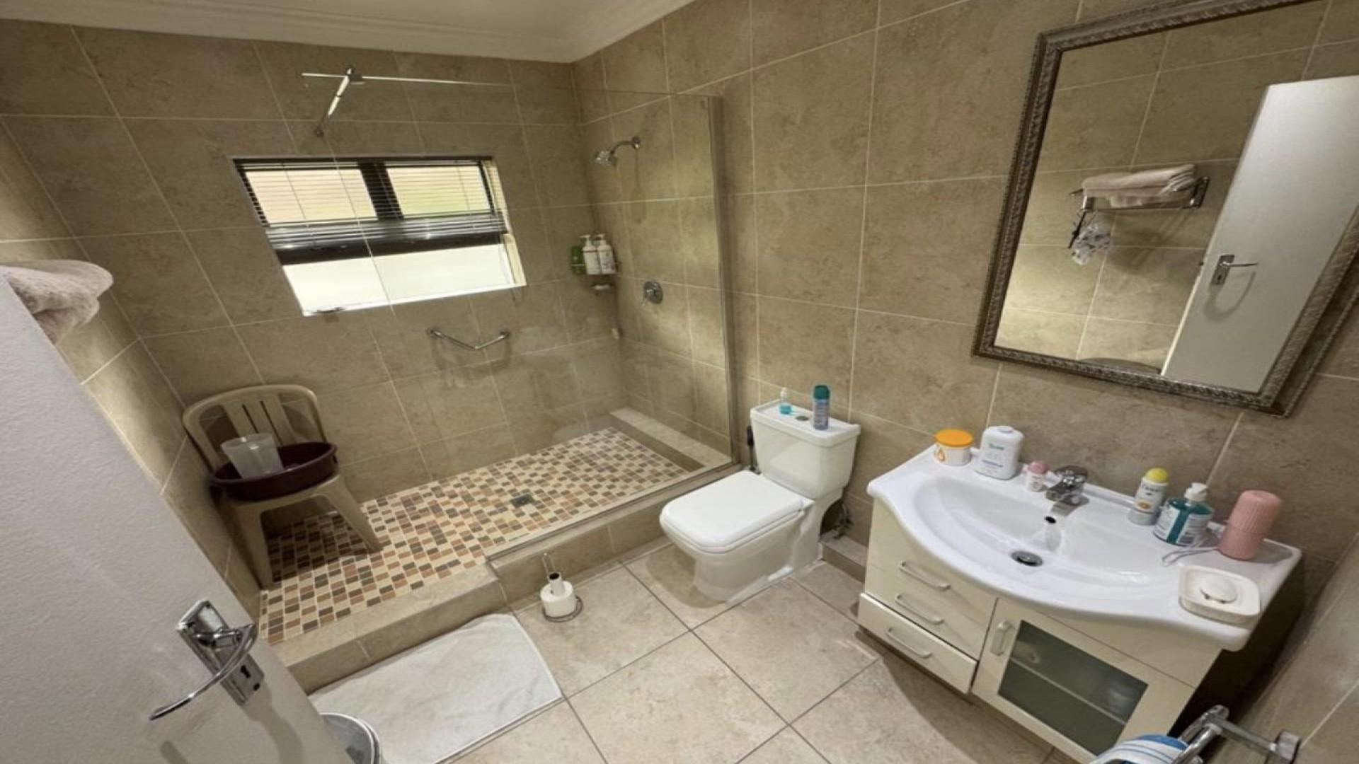 Bathroom 1 of property in Kharwastan