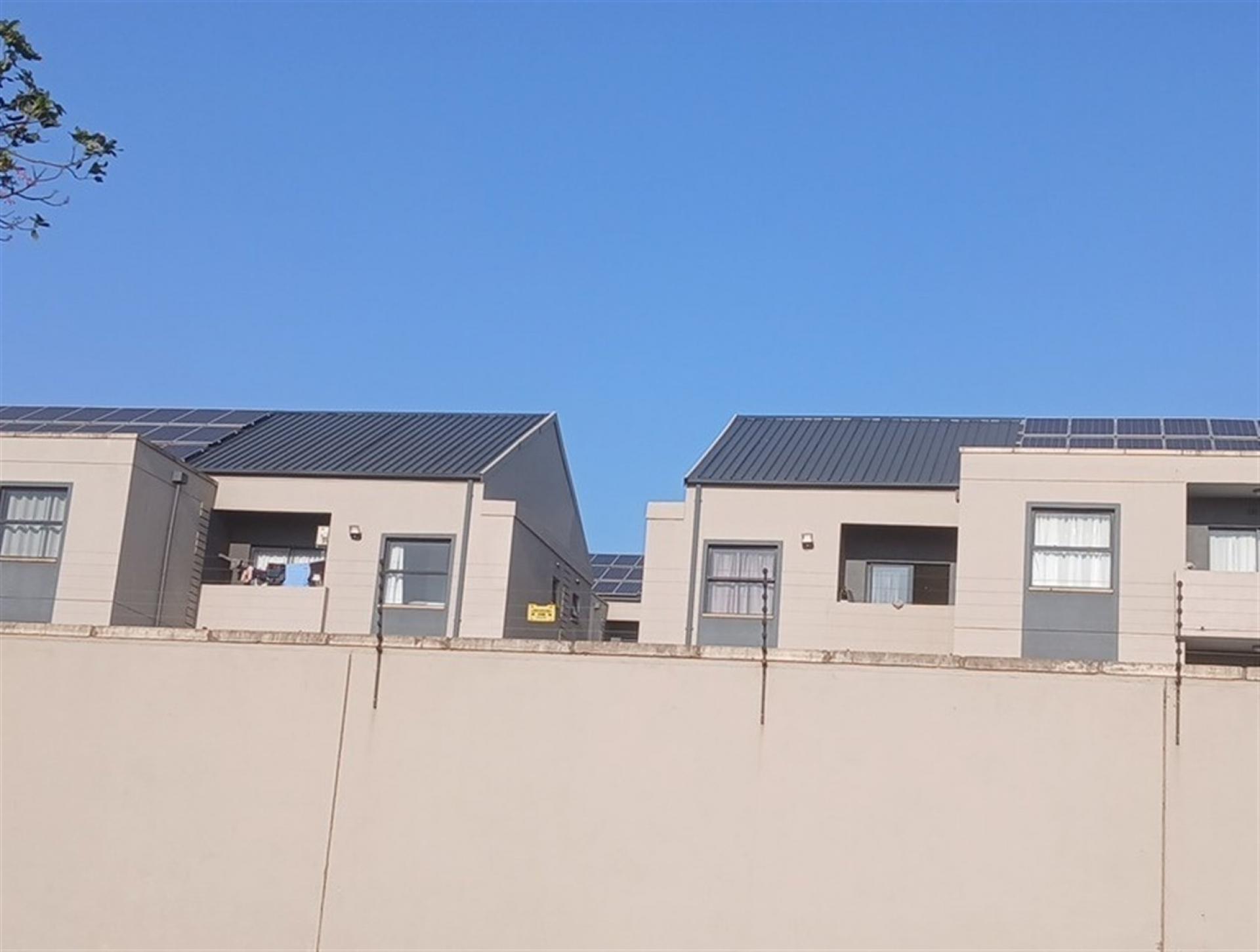 Front View of property in Umbogintwini