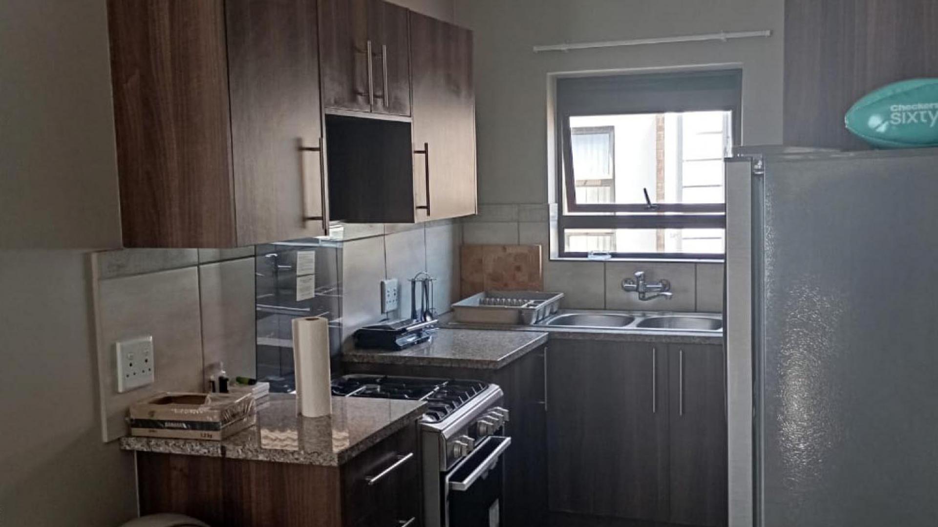 Kitchen of property in Terra Nova