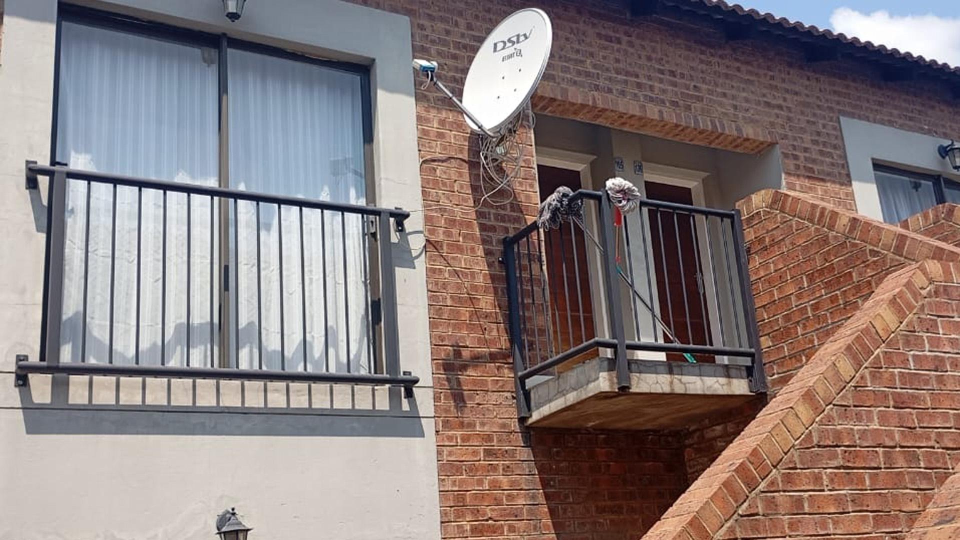 Front View of property in Terra Nova