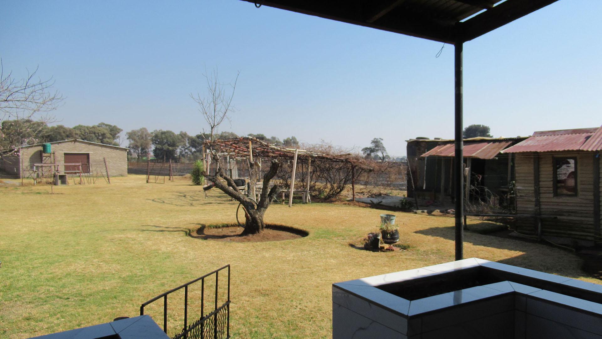 Garden of property in Elandsvlei 249-Iq