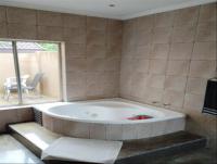 Bathroom 1 of property in Northwold