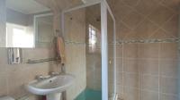 Bathroom 1 - 8 square meters of property in Raslouw AH