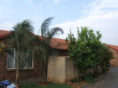 2 Bedroom Simplex for Sale For Sale in Highveld - Private Sale - MR59271