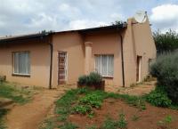 Front View of property in Mapleton
