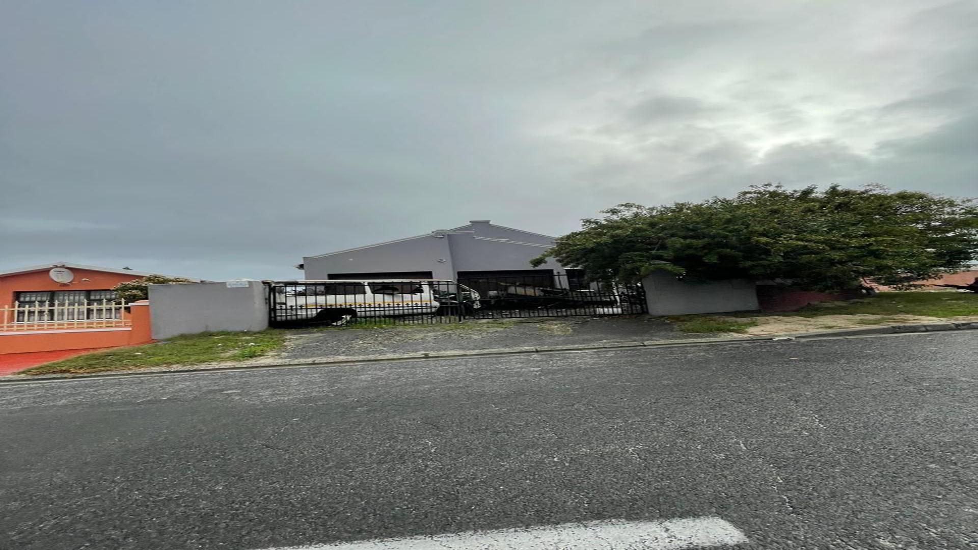 Front View of property in Mandalay