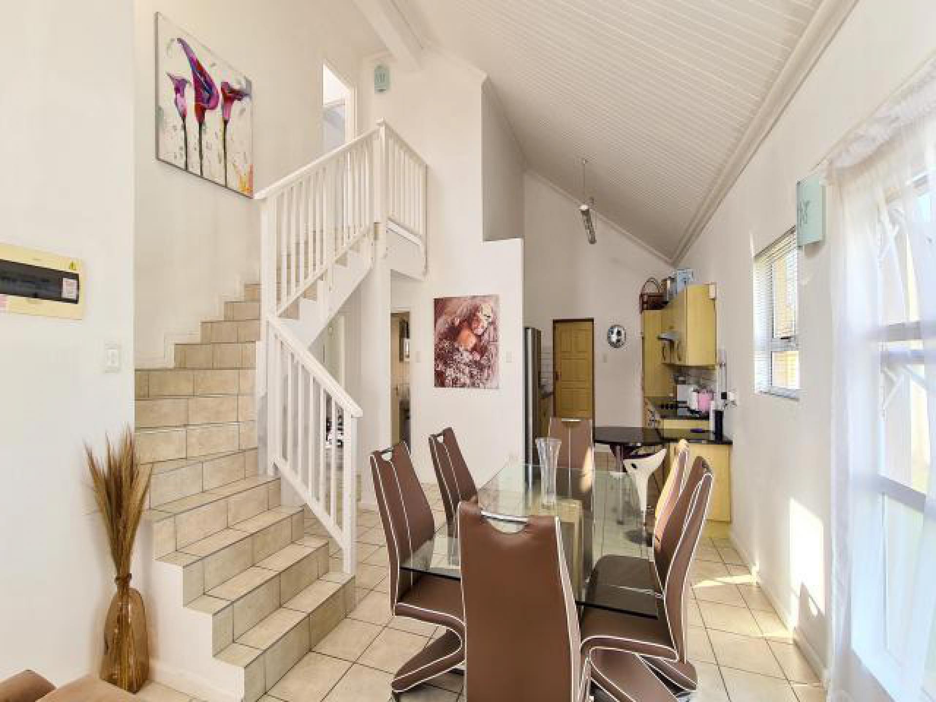 Dining Room of property in Gonubie