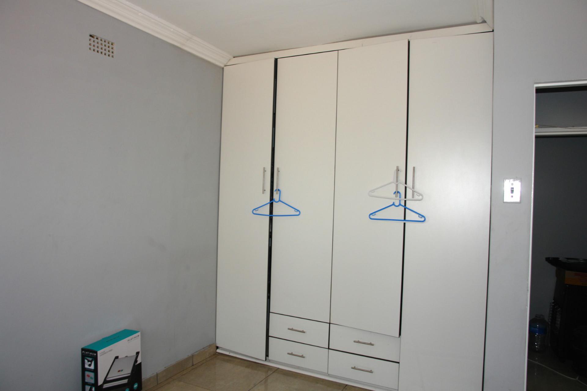 Bed Room 3 of property in Riviera