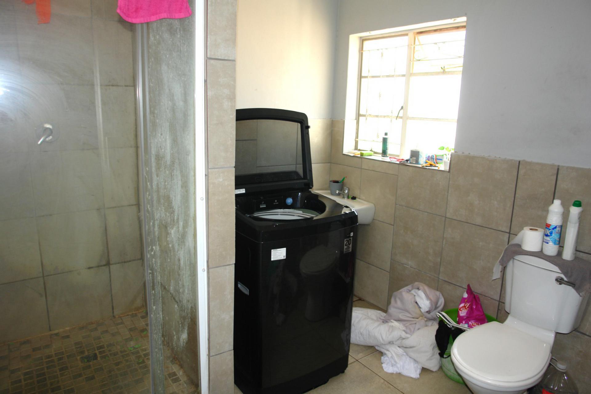 Bathroom 3+ of property in Riviera