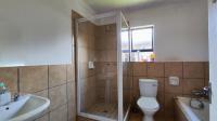 Bathroom 1 - 7 square meters of property in Albertsdal
