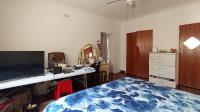 Main Bedroom - 19 square meters of property in Sandringham