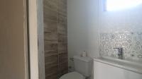 Bathroom 1 - 3 square meters of property in Croydon