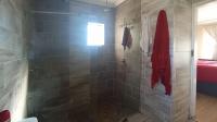 Main Bathroom - 8 square meters of property in Croydon