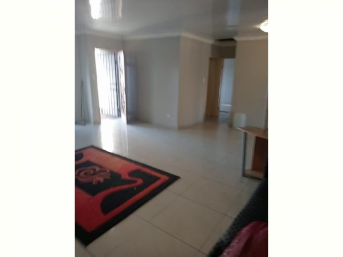 3 Bedroom House to Rent in Ormonde Property to rent MR59