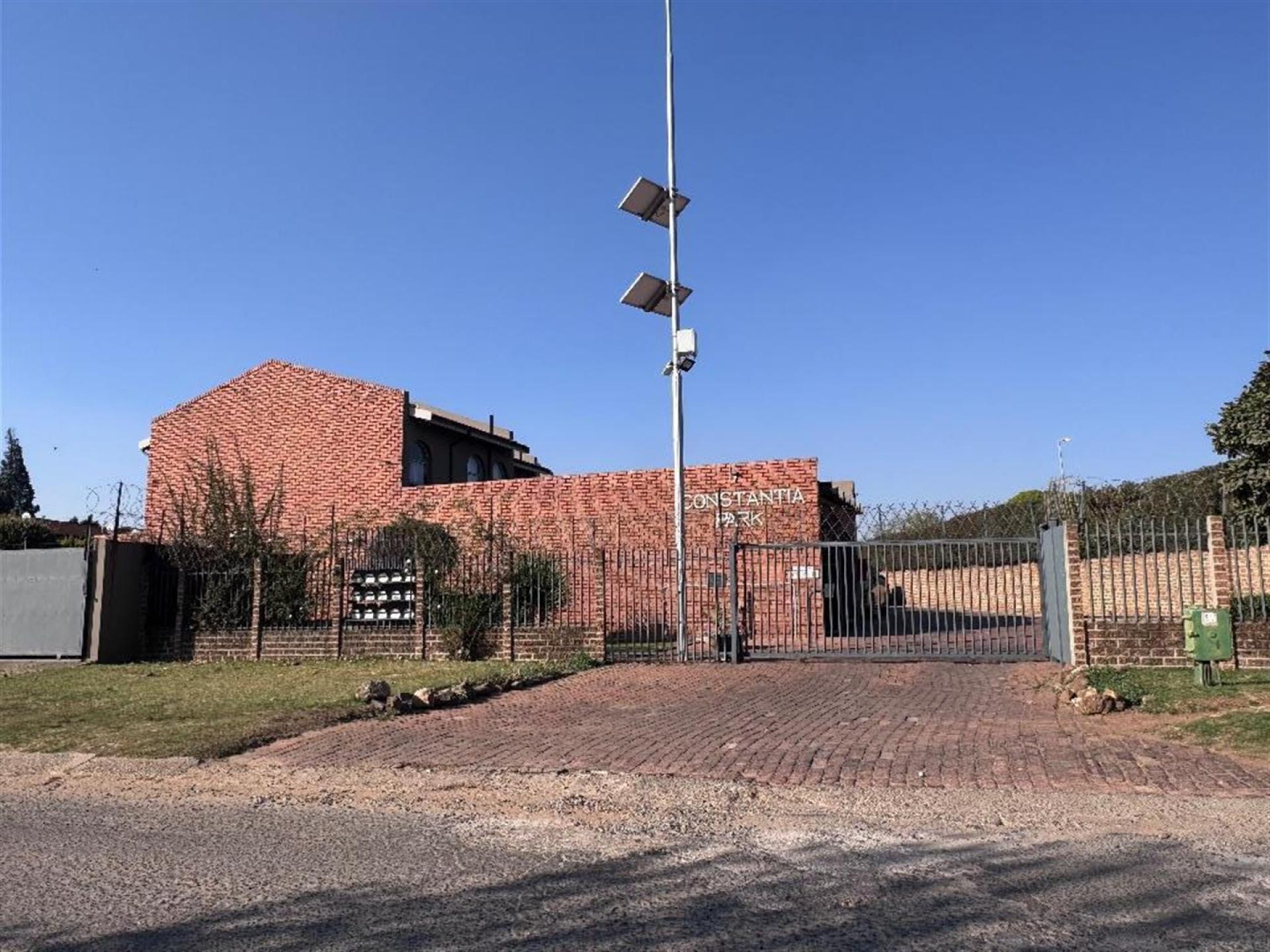 Front View of property in Goedeburg