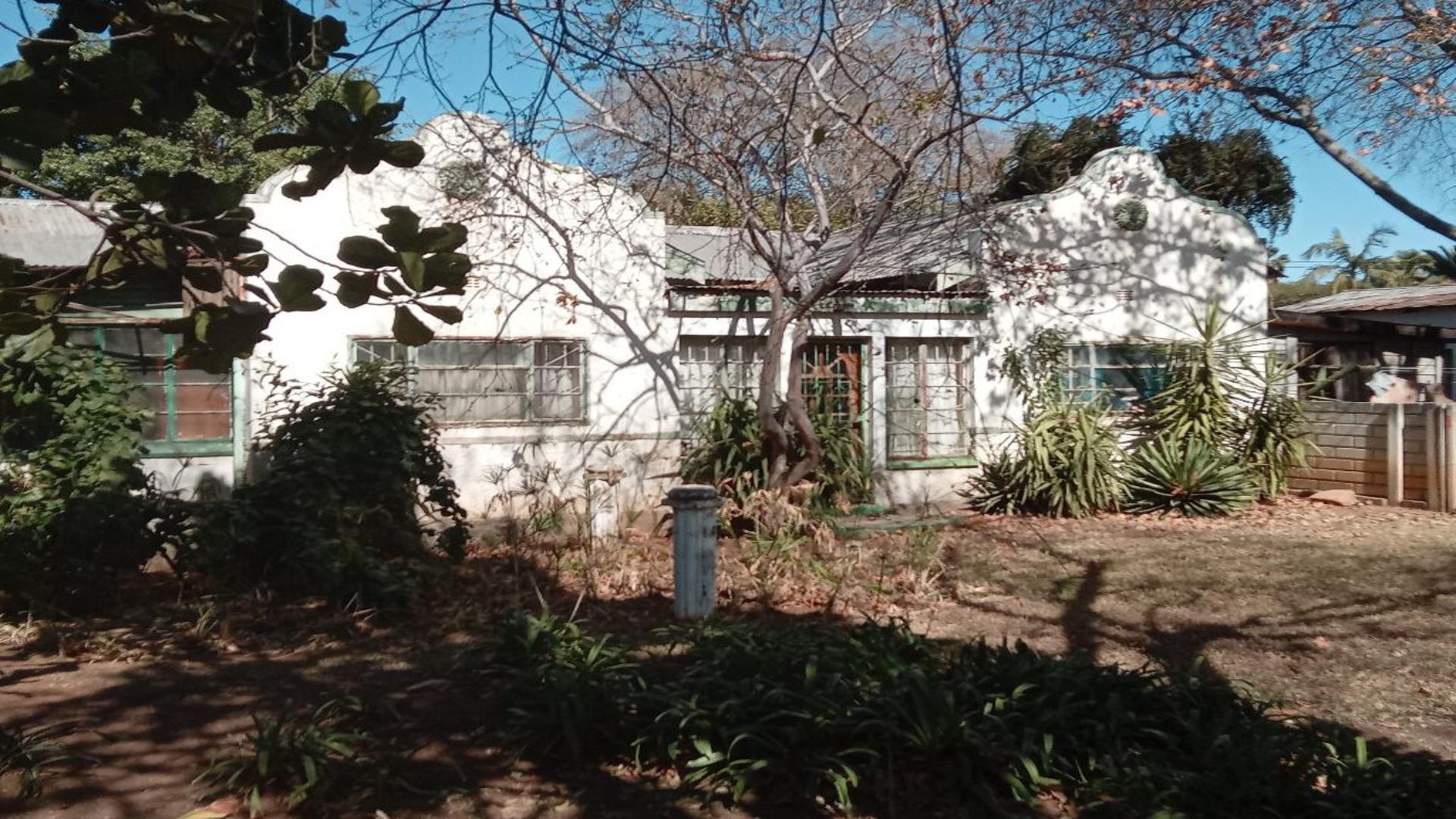 Front View of property in Rustenburg