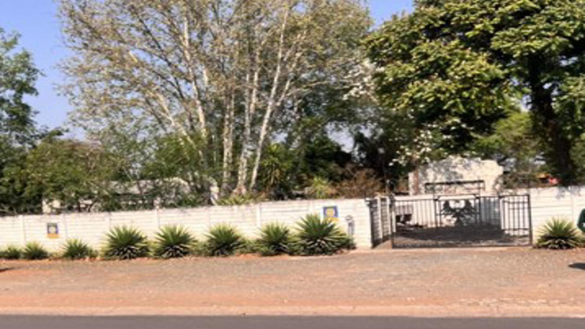 Front View of property in Rustenburg