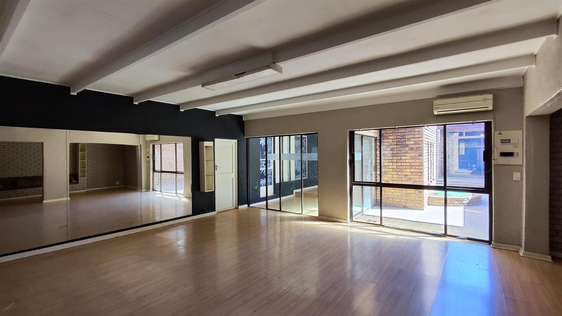 Games Room - 49 square meters of property in Terenure