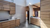 Kitchen - 18 square meters of property in Terenure