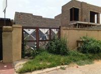 Front View of property in Meadowlands