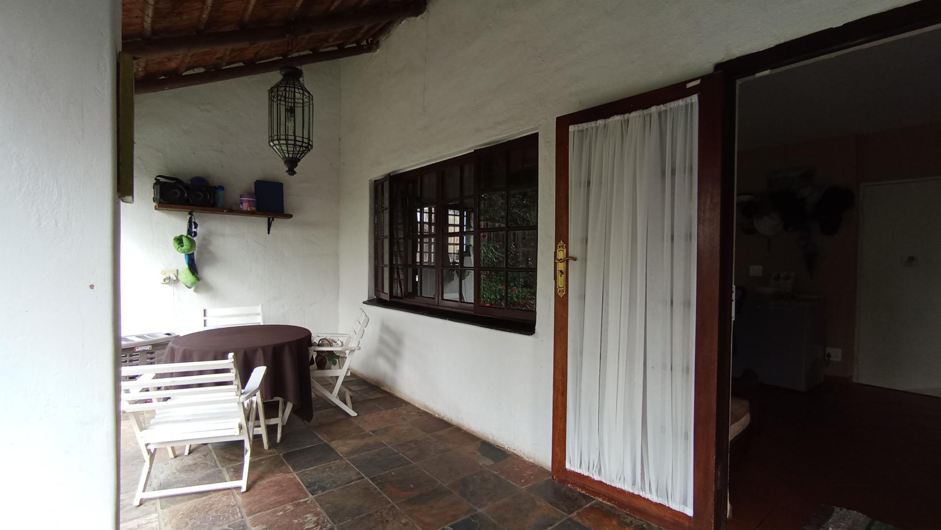 Patio - 21 square meters of property in Buccleuch