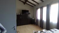 Bed Room 1 - 19 square meters of property in Sunnyrock