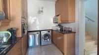 Kitchen - 10 square meters of property in Sunnyrock