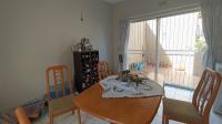 Dining Room - 13 square meters of property in Sunnyrock