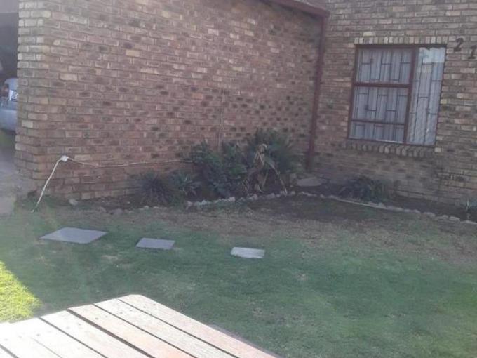 3 Bedroom House for Sale For Sale in Olievenhoutbos - MR593833