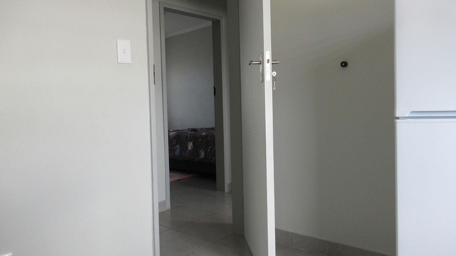 Study - 9 square meters of property in Mindalore