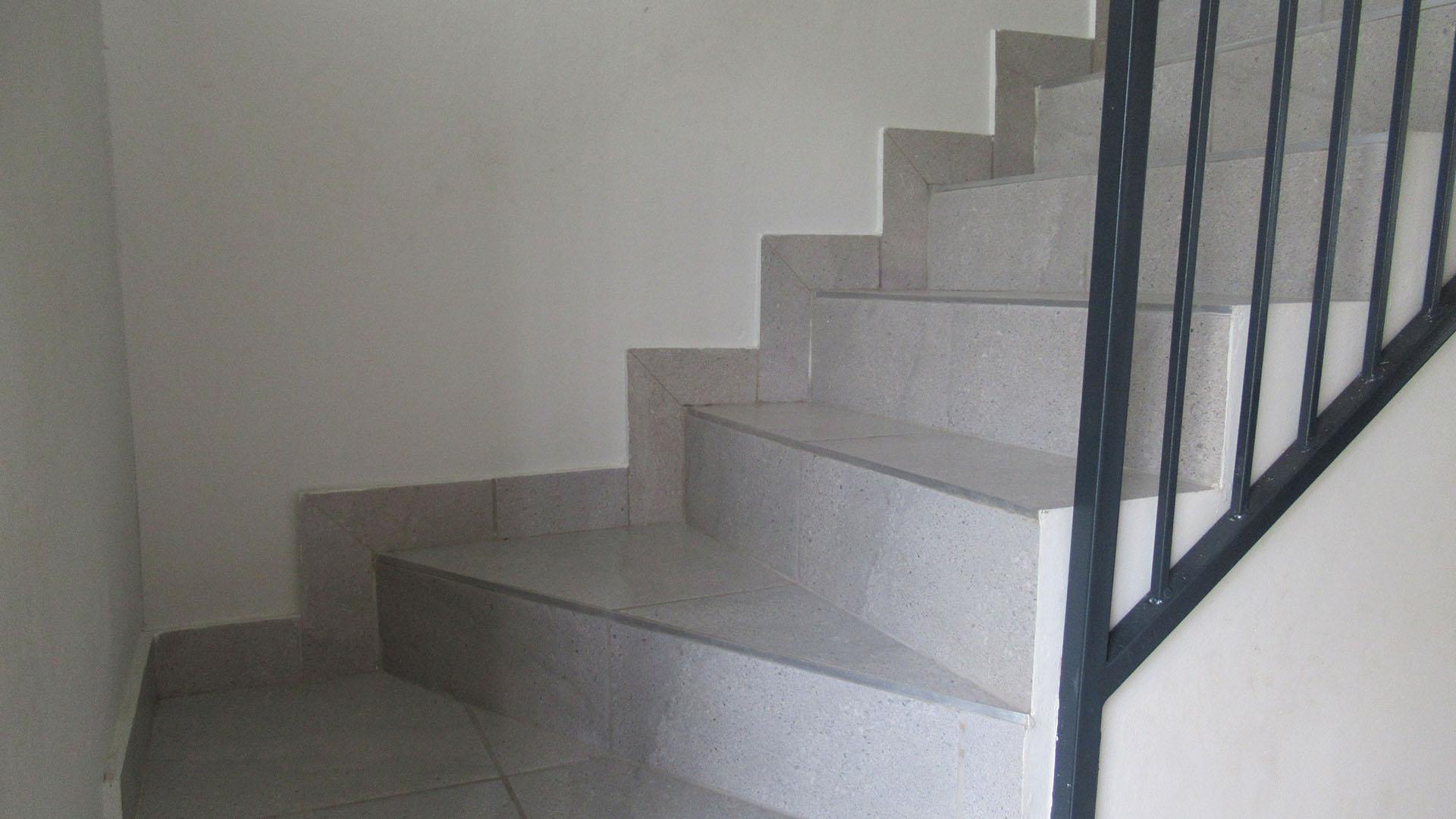 Spaces - 18 square meters of property in Mindalore