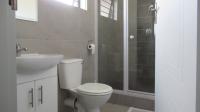 Main Bathroom - 5 square meters of property in Mindalore