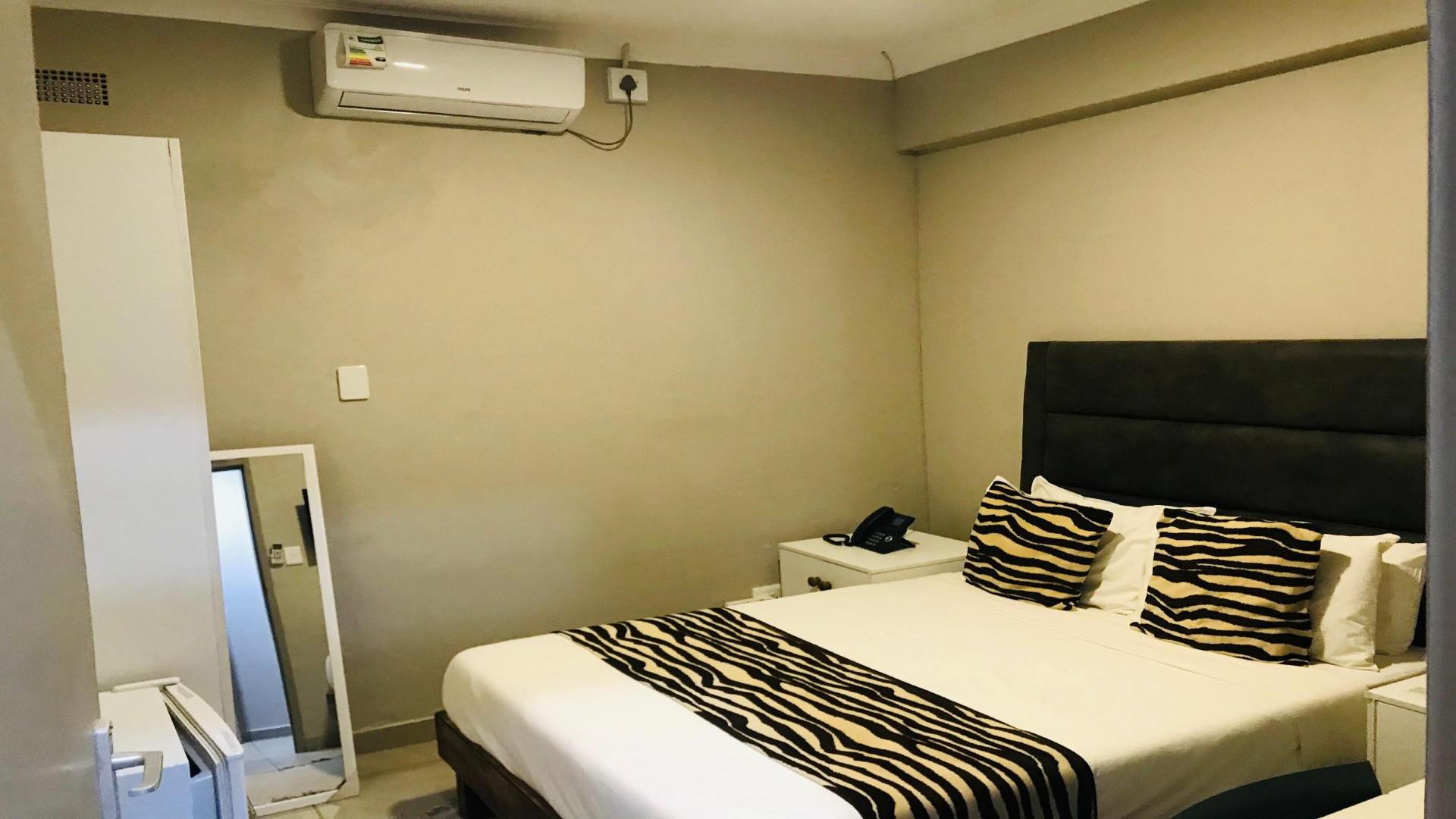 Bed Room 5+ of property in Makhado (Louis Trichard)