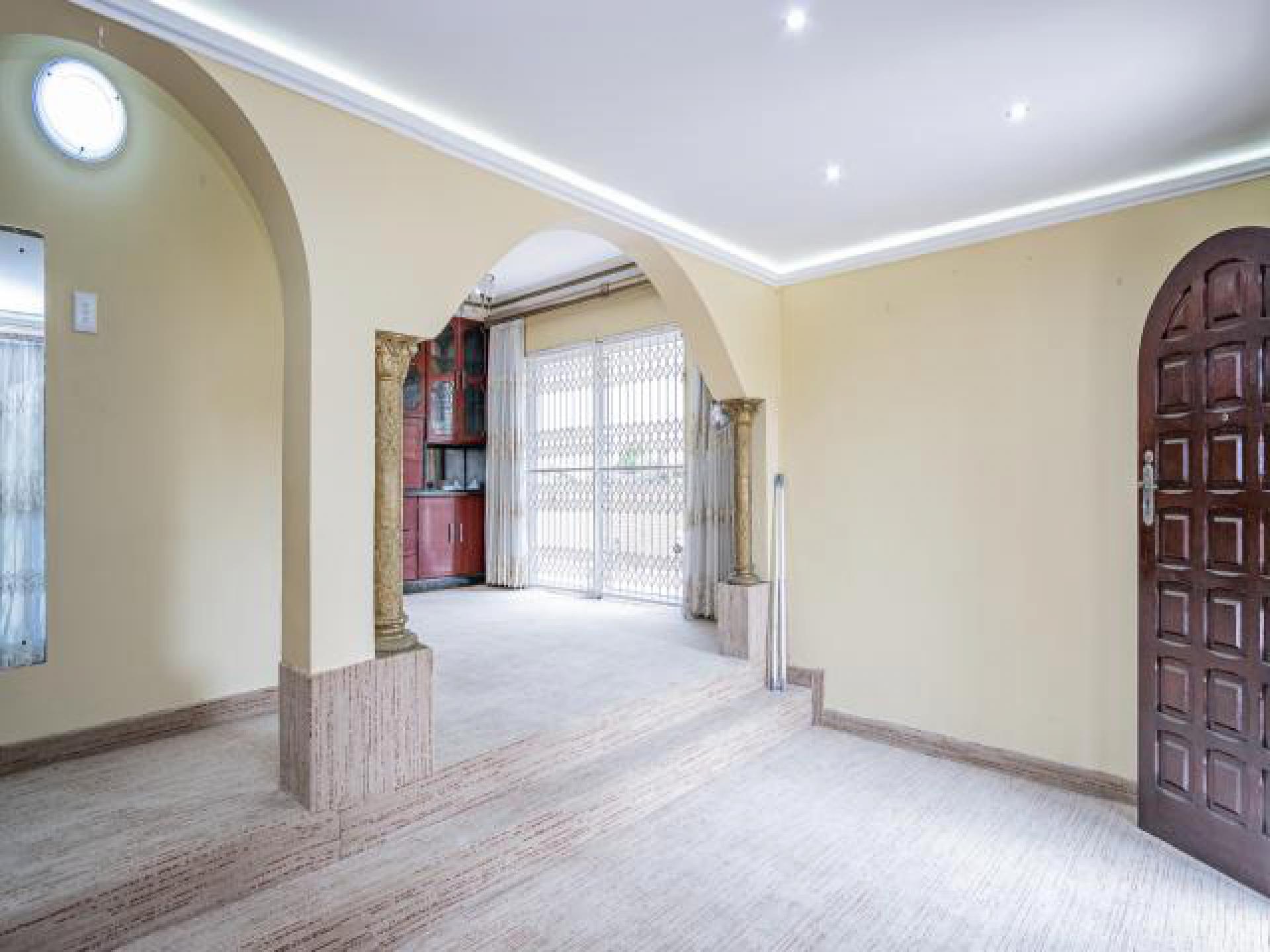 Lounges of property in Mobeni Heights