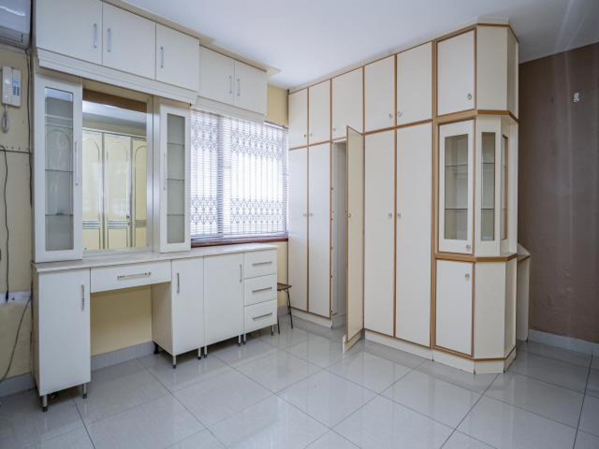 Main Bedroom of property in Mobeni Heights