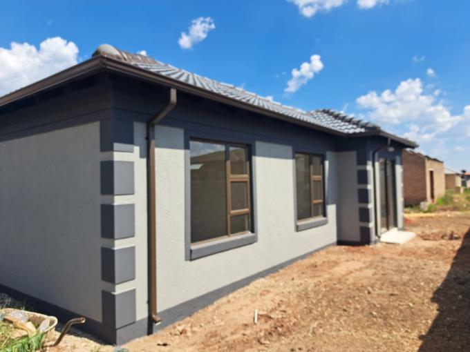 2 Bedroom House for Sale For Sale in Reiger Park - MR594098
