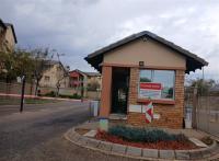 Front View of property in Monavoni